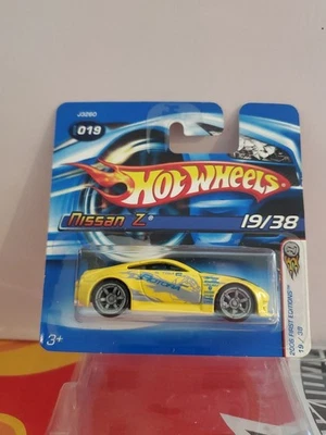 Hot Wheels 2006 First Editions #19/38 Nissan Z in Yellow with Gray CM6 Wheels - Image 1 of 4