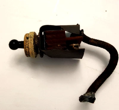 Interruptor de luz Singer 221 Featherweight Parts  Foto 1 de 3