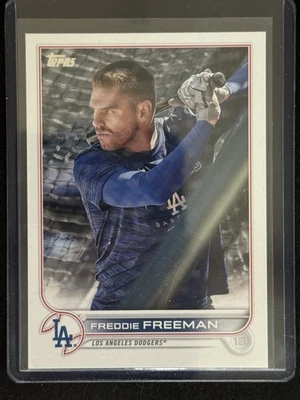 2022 Topps Update #US330c Freddie Freeman Shortprint - Image 1 of 2