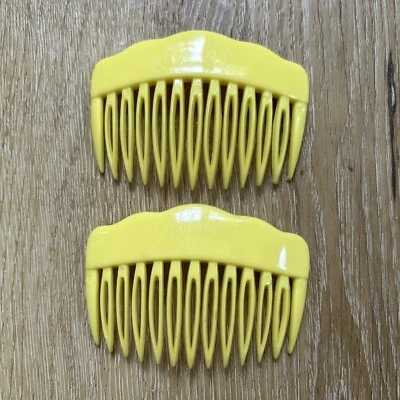 Vintage 1980's Hair Comb Scalloped Edge Yellow Marked Hong Kong - Image 1 of 4