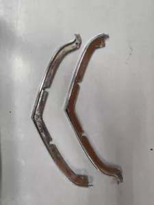 Nuevo de lote antiguo Cadillac 1964 RH/LH guardabarros moldeador de cejas bisel GM - Imagen 1 de 3