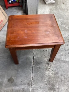 26” LX 22” W x 21”T Brown Wood End Table Some Flaws but Nice - Picture 1 of 8