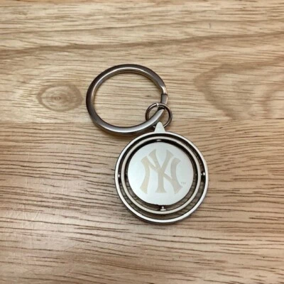 NEW YORK YANKEES Cooper Tires "GYROSCOPE" Keychain Key Ring Yankee Stadium SGA - Image 1 of 4