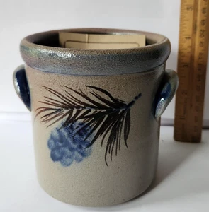 Vintage Rowe Pottery Works, Salt Glazed 4" Crock Blue Pinecone 2005 - Picture 1 of 8