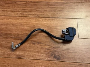 OEM 2004-2010 BMW E60 E61 E64 E70 Rear Trunk Negative Battery Terminal IBS - Picture 1 of 3