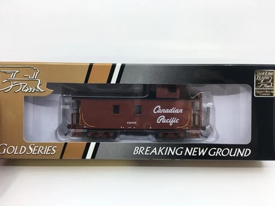 HO True Line Trains 301167 Canadian Pacific Caboose CP Rail #436995 BRAND NEW - Image 1 of 2