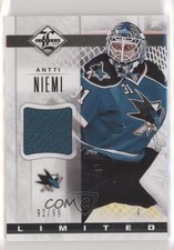 2012-13 Panini Limited Limited Jerseys /99 Antti Niemi #LJ-AN
