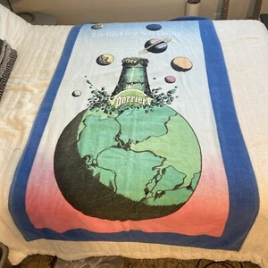 Vintage Perrier Sparkling Water Beach Hilasal Towel RARE Earth's First 64x36" - Bild 1 von 8