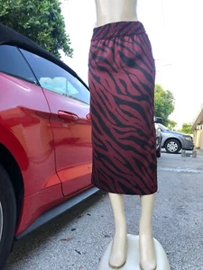 NEW ZARA MULTI COLOR RED BLACK ANIMAL PRINT PENCIL SKIRT HIDDEN ZIP SIZE XS 7083 - Picture 1 of 8