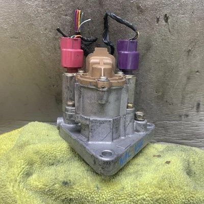 Válvula de control de aire de ralentí OEM 1995-99 Nissan Máxima Infiniti I30 IAC | E9T16071 Foto 1 de 4