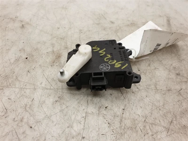 03 04 06 07 08 09 Servo Amortiguador Lexus GX470 063800-0660 Foto 1 de 4