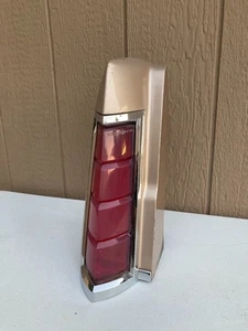 1980-1984 Lincoln Continental Tail Light W / Housing (Drivers Side) - Picture 1 of 6