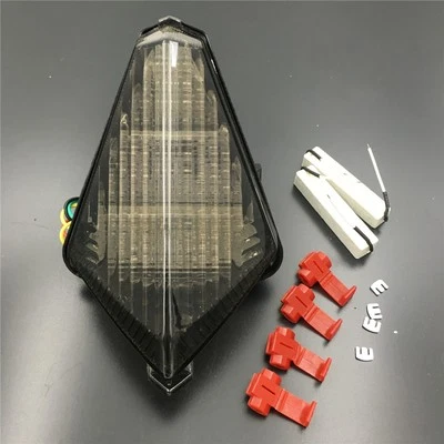 Luz de freno trasera LED de humo intermitentes para Yamaha YZF R1 YZFR1 YZF-R1 2007 2008 Foto 1 de 4