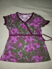 Koi by Kathy Peterson scrub top, size small, Euc!