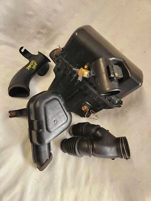 Lexus RX300 2000-2003 conjunto filtro de aire carcasa; 1770020130 Foto 1 de 4