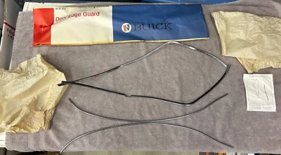 Buick Skylark Sport Wagon 1970 1971 1972 4 puertas protectores de borde de puerta 981636 fabricante original nuevo en caja Foto 1 de 4