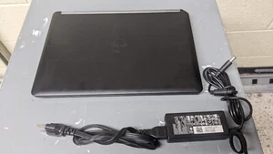 Dell Latitude E5470 Core i5 6300U 2.4GHz 8GB RAM 256GB SSD 14'' Laptop W10 NOCOA - Picture 1 of 10