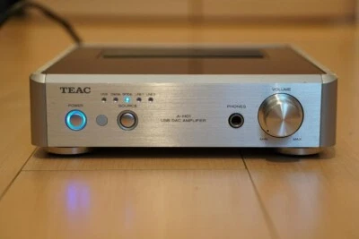 TEAC A-H01 Silver USB DAC Stereo amplificatore integrato 100V - Immagine 1 di 4
