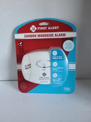 First Alert C0400 Carbon Monoxide Alarm - White - Image 1 of 4