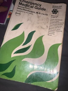 Emergency Medical Guide 2nd Edition By John Henderson - Imagen 1 de 8