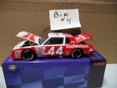 Chevy 1/24 Action Custom NASCAR #44 Budweiser Terry Labonte 1983 Foto 1 de 4