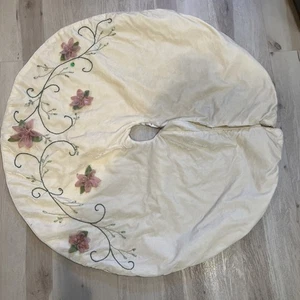 Cremefarbener Weihnachtsbaumrock 40 Zoll rosa & grün Dekor/Akzente Ranken - Bild 1 von 15