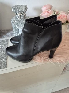 Stiefelette Damen 42 Absatz Plateau Reißverschluss Leder Schwarz Tamaris - Bild 1 von 4