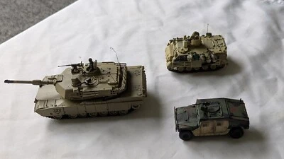 Unimax Forces of Valor 1:72 U.S. M1A2 Abrams & M113 APC + Hummer Baghdad 2003 - Image 1 of 4