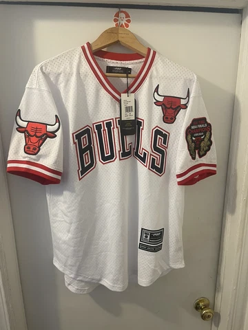 chicago bulls baseball jersey, LUXURY ATHLETIC COLLECTION Cover