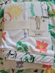 NWT Disney Winnie The Pooh Women's 3X White Flower Wonder Pooh Long Pajama Pants - Picture 1 of 6