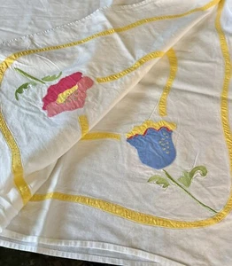 Vintage Embroidered Yellls Blue Red Floral Linen Tablecloth Table Cloth 52”x52” - Picture 1 of 7