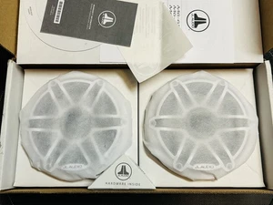 JL Audio M6-650X-S-GwGw M6 Serie 6-1/2" Marine Lautsprecher Glanz Weiß Sport Grill - Bild 1 von 3