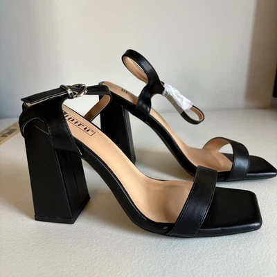 Sandalias de tacón IDIFU para mujer negras con correa en el tobillo y punta cuadrada talla 7,5 Foto 1 de 4