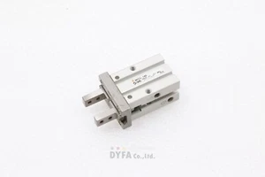 SMC Used MHZ2-16D Parallel Style Air Gripper MHZ2 Gripper CYL-FIN-I-91=1B14 - Picture 1 of 11