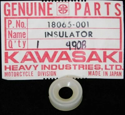 1 NOS KAWASAKI G31M G3TR G4TR KV100 F3 SILENCIADOR DE ESCAPE ISOLADOR TÉRMICO FABRICANTE DE EQUIPAMENTO ORIGINAL NOVO - Imagem 1 de 3