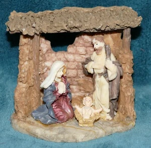 SÜSSE KLEINE KUNSTHARZKRIPPE! WEIHNACHTEN!! - Bild 1 von 2