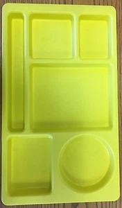 12 YELLOW CAMBRO 915CP SIX COMPARTMENT STACKING TRAYS 9" X 15"  - Bild 1 von 4