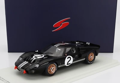 Ford GT40 #2 Winner 24H Le Mans 1966 1/18 Scale Spark Model Car W/ Display Case - Image 1 of 4