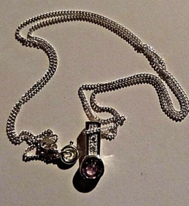 STUNNING STERLING SILVER NECKLACE & PENDANT WITH AMETHYST COLOUR STONES . - Picture 1 of 2