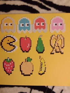  8 bit pac man character game pieces - Picture 1 of 4