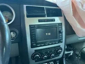 Audio Equipment Radio Display And Receiver Radio DVD Fits 05-07 300 557403 - Bild 1 von 12