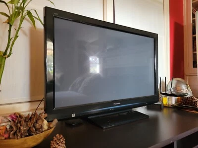Panasonic Viera TC-P42S2 42 polegadas 1080P plasma HDTV preto com controle remoto - Imagem 1 de 2