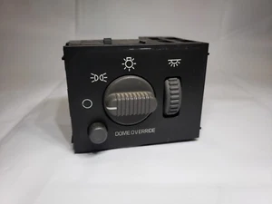 Chevy GMC Headlight Switch Dash Mounted Sierra Silverado Yukon 99 - 02 - Picture 1 of 4