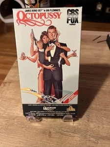 Octopussy ( VHS 1984) Action CBS/FOX Video Release - Roger Moore, Maud Adams - Picture 1 of 3