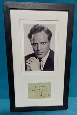 Autogramm original: Marlon Brando - signiert + original Foto. Gerahmt. - Bild 1 von 4