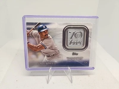 Dave Winfield 2021 Topps Update 70th Anniversary Logo Patch Card T70P-DW Yankees - Image 1 of 2