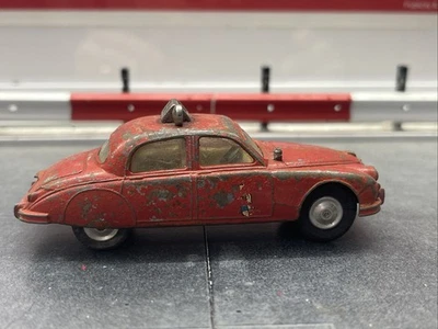 Corgi Toys No.213S - 2.4 Jaguar Fire Chief's Car Suspension Version TO RESTORE - Image 1 of 4