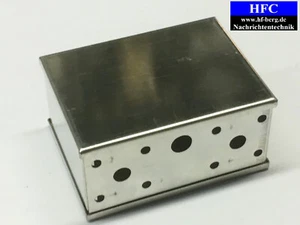 Weißblechgehäuse 55x74x35mm, gel. für 2xN-Stripline-Buchsen & DC-Buchse (G1271) - Picture 1 of 7