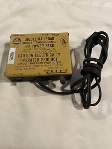 HO Gauge AHM Model Railroad Hobby Transformer Model 70277 HO Power Pack Control - Picture 1 of 2