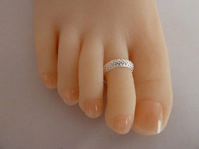 2x 925 Sterling Silver (plated) Toe Ring, ALLERGY FREE. For 2 items FREE POST OZ - image 1 of 4